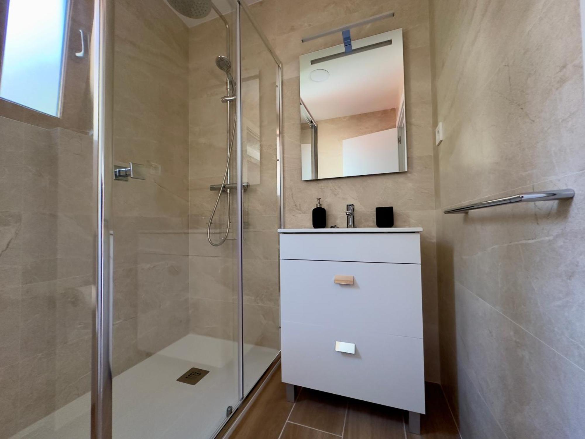 Appartamento Apartamento En El Centro De Santander A Estrenar Esterno foto